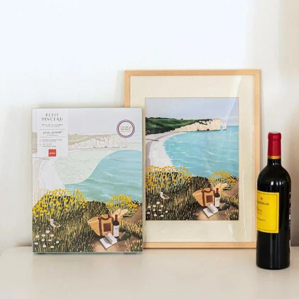 Coffret peinture au numéro Picnic à Étretat – Illustration Ananya Bhandari