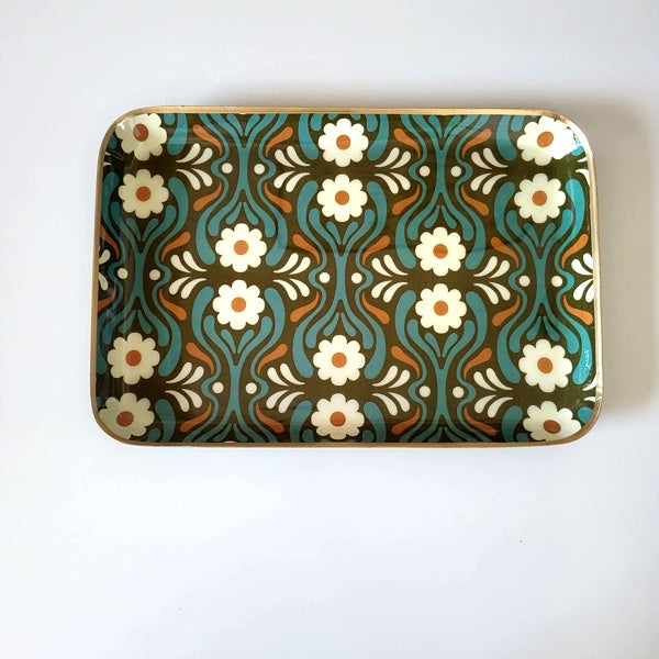 Plateau bohème chic en métal émaillé 🌸💜 – Motifs fleurs & bordure dorée