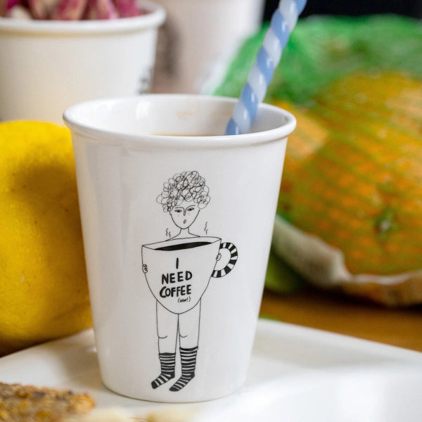 Tasse “I Need Coffee” – Illustration Helen B